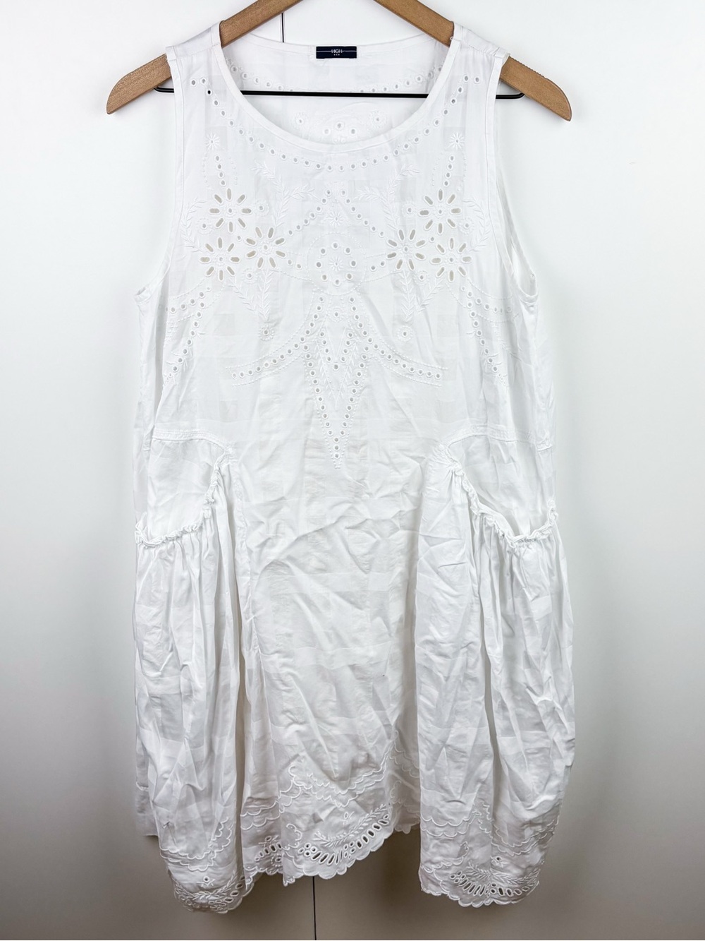 HIGH TECH by Claire Campbell Lagenlook Eyelet White Cotton Swing Mini Dress 8